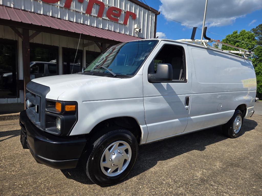 2014 Ford E-Series E-150 Van's photo