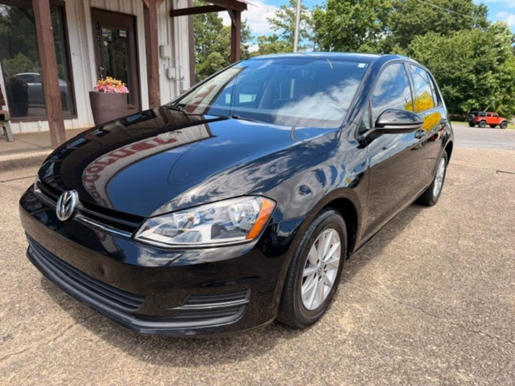 2017 Volkswagen Golf TSI S 4-Door's photo
