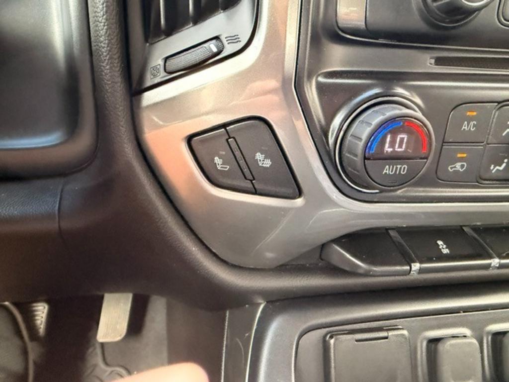 2018 Chevrolet Silverado 1500 LT - Photo 11