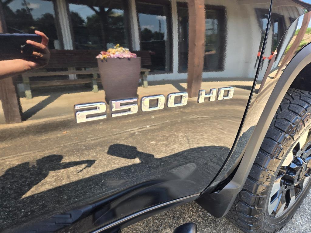 2020 Chevrolet Silverado 2500HD Custom - Photo 9