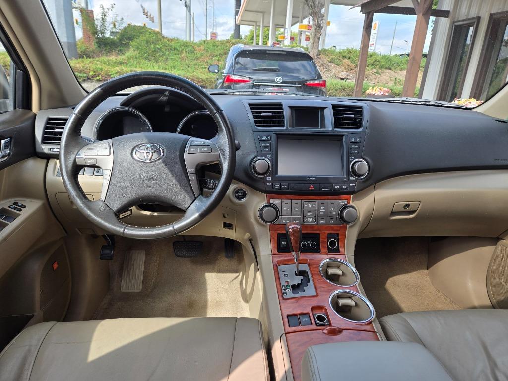 2010 Toyota Highlander Limited - Photo 15